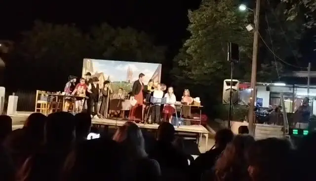 ΘΕΑΤΡΙΚΟ ΠΑΙΧΝΙΔΙ · 22
